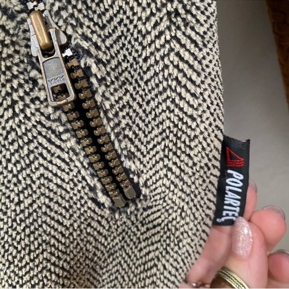 ✨ UPCYCLED fleece trendy herringbone vintage vest w southwestern equestrian vibe - Picture 7 of 15